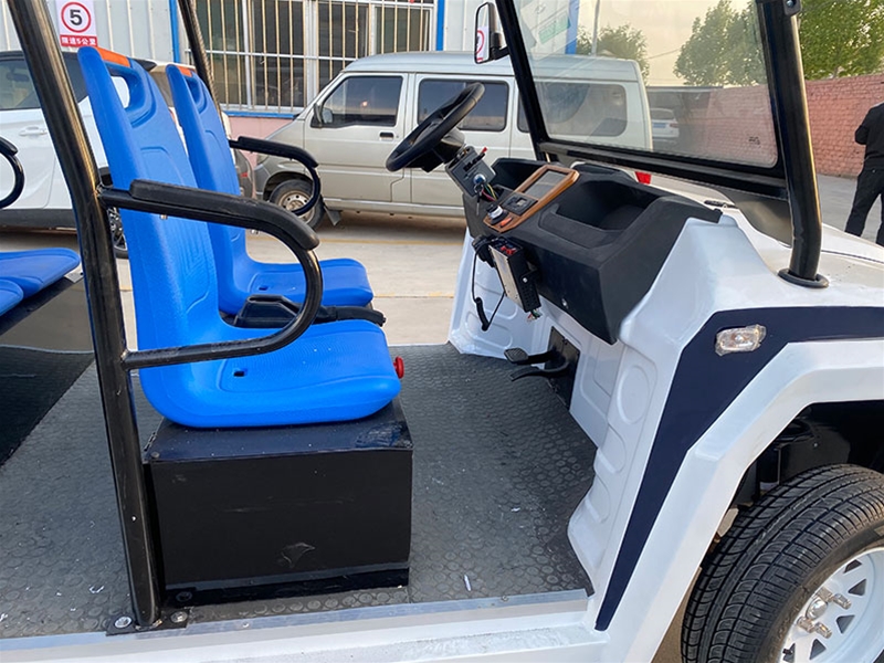 HM3排8坐悍馬電動(dòng)車內(nèi)飾